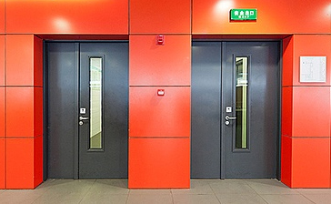 淄博消防器材:乙級(jí)防火門用在哪里？怎么避免防火門的隔熱不良情況？